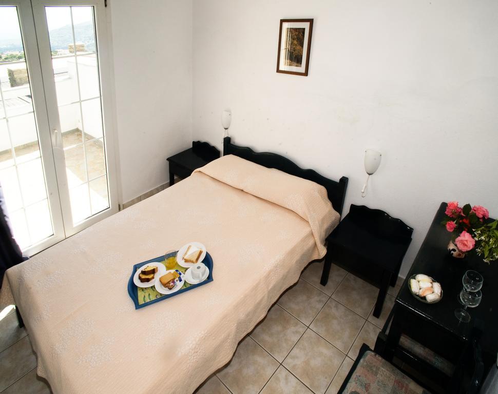 Aiolos Hotel Menites Экстерьер фото