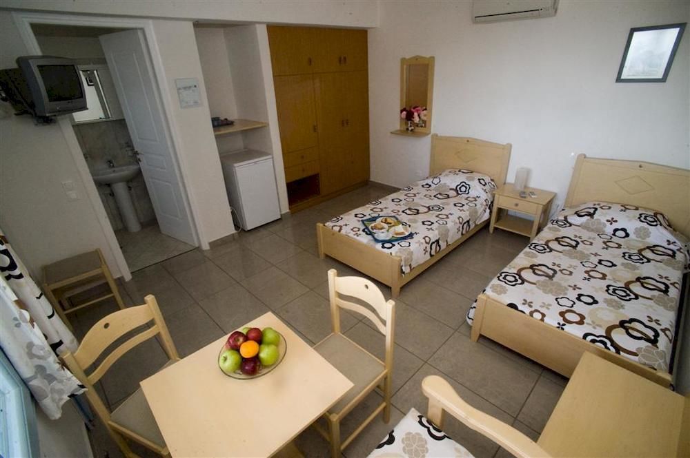 Aiolos Hotel Menites Экстерьер фото