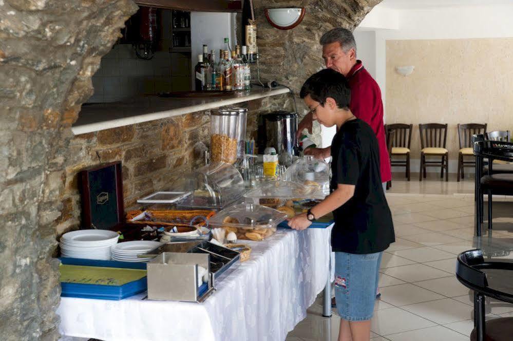 Aiolos Hotel Menites Экстерьер фото